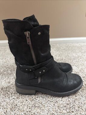 Skechers Black Lace-Up Mid-Calf Zip Boots